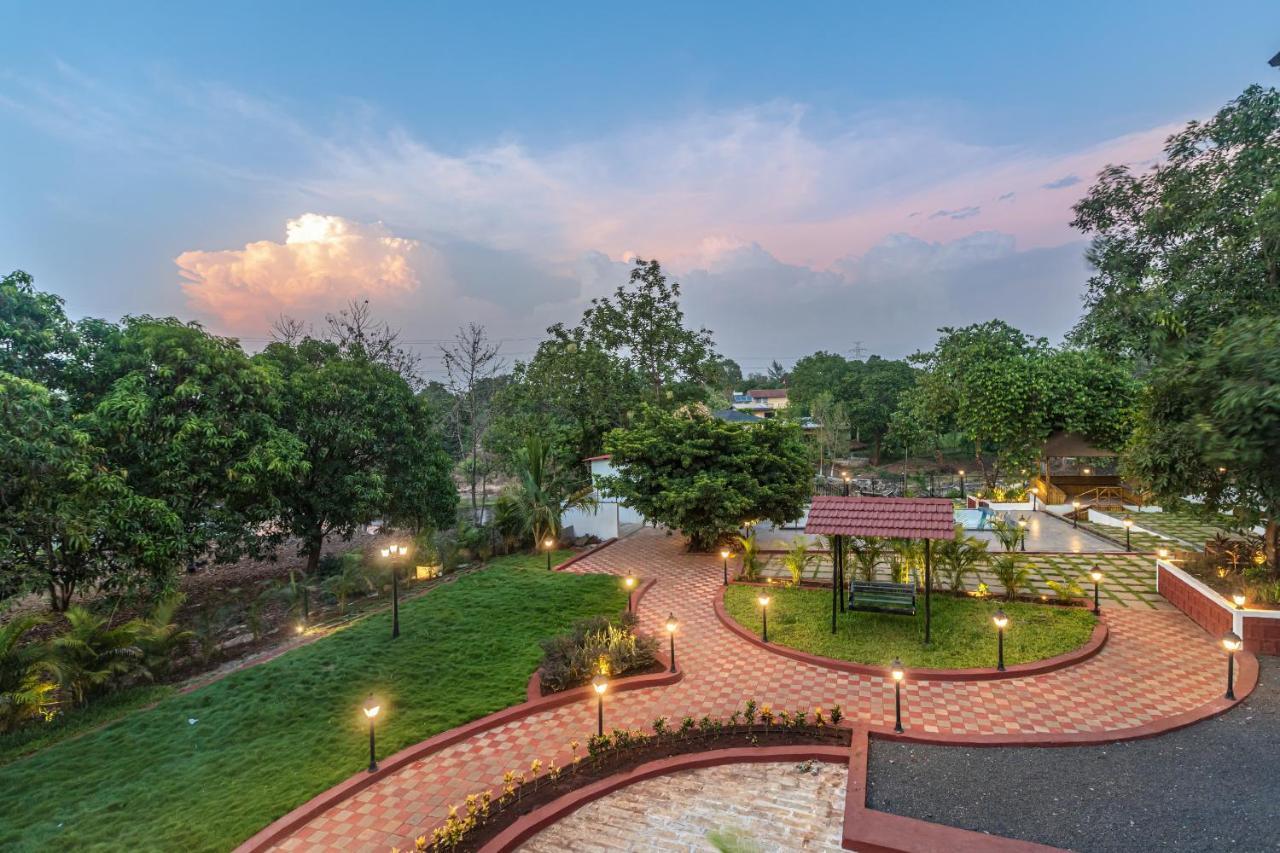 Saffronstays Riverfront Manor, 5-Bdr Pool Villa By Pej River カルジャット エクステリア 写真