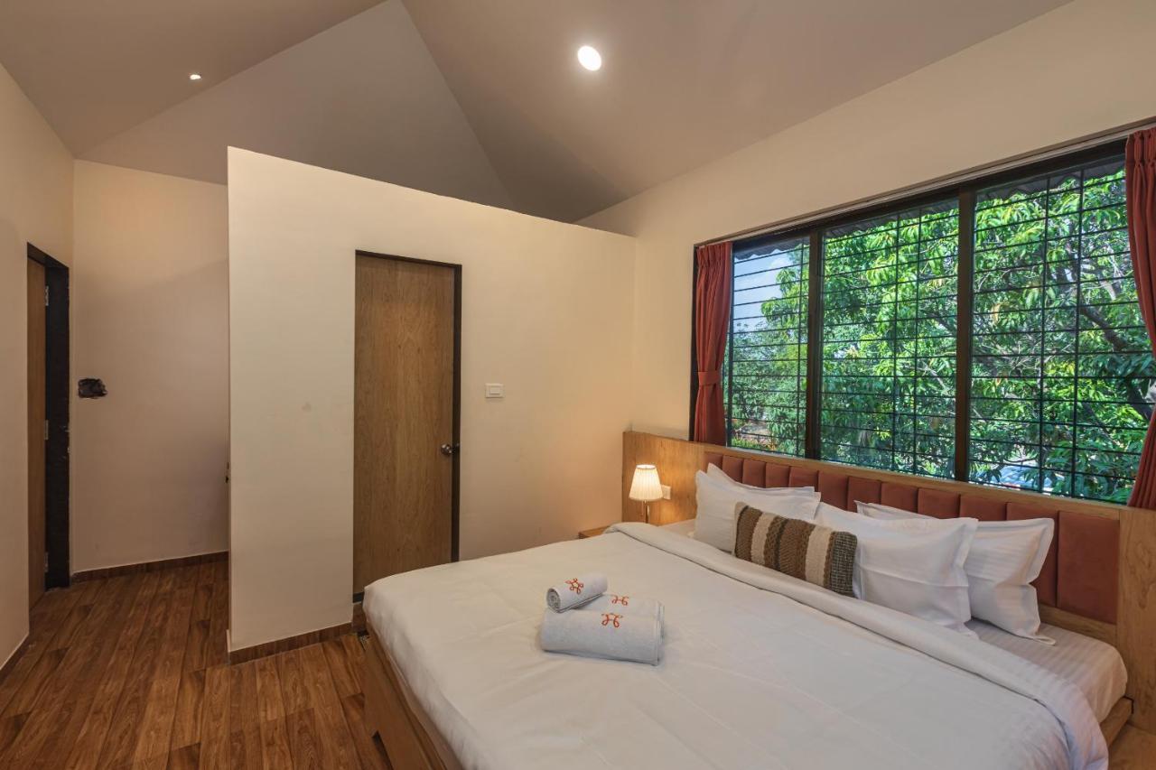 Saffronstays Riverfront Manor, 5-Bdr Pool Villa By Pej River カルジャット エクステリア 写真