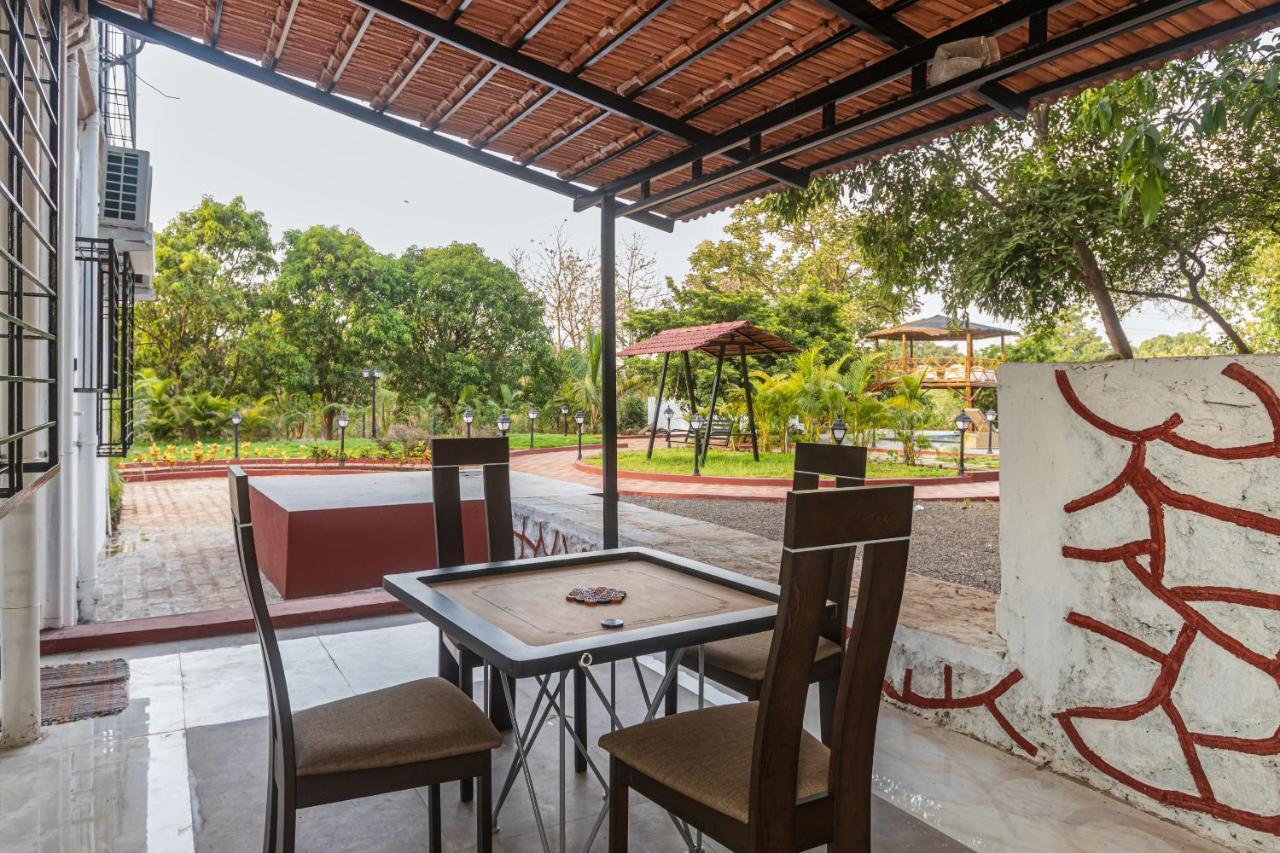 Saffronstays Riverfront Manor, 5-Bdr Pool Villa By Pej River カルジャット エクステリア 写真